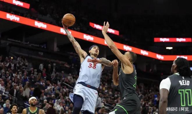 湖人得东契奇火箭耻辱输球难保第22队爆冷pg电子试玩网站免费NBA：2月2最新(图4)