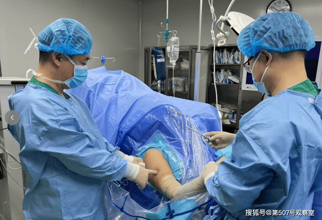 ：股骨头坏死、腰突等难题与四肢骨折、pg电子网站2026年盘锦骨科新突破(图3)